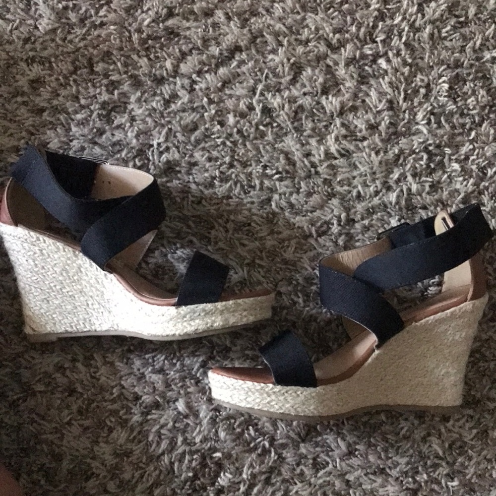 Maurice Wedges - Picture 3 of 3
